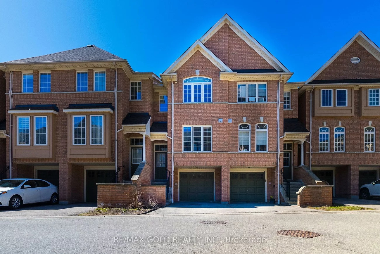 50, Strathaven, Hurontario, Mississauga