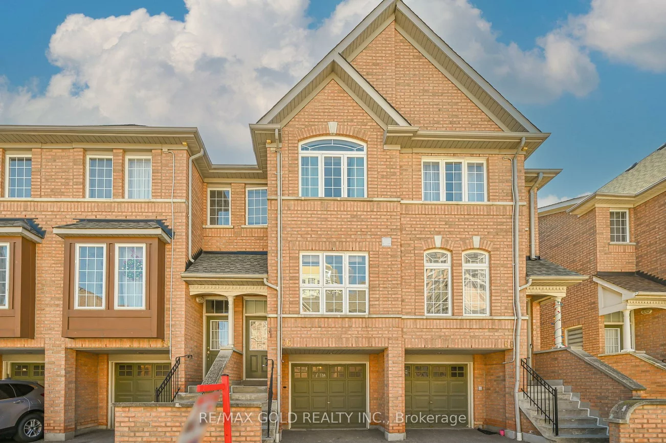 50, Strathaven, Hurontario, Mississauga