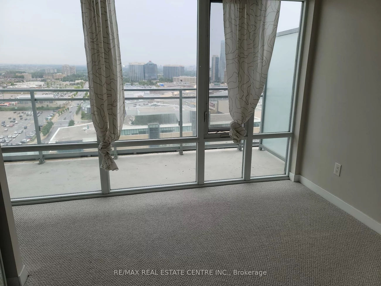 360, Square One, City Centre, Mississauga