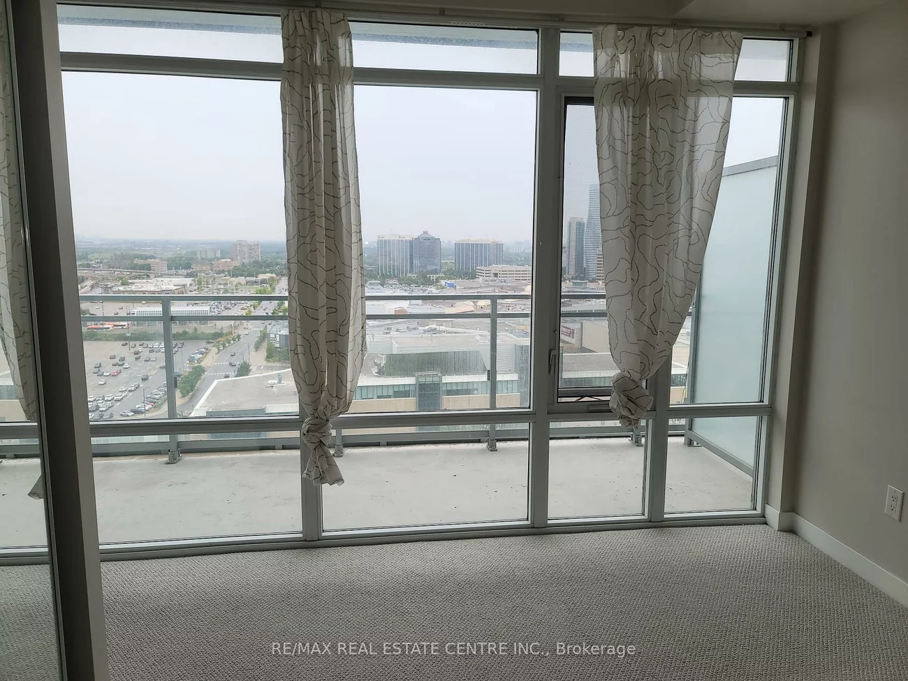 360, Square One, City Centre, Mississauga
