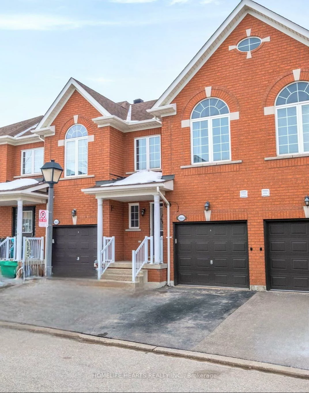 525, Novo Star, Meadowvale Village, Mississauga