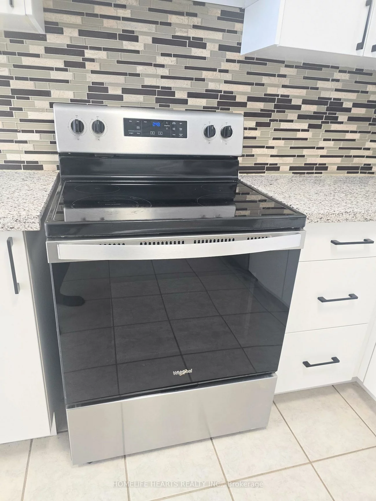 525, Novo Star, Meadowvale Village, Mississauga