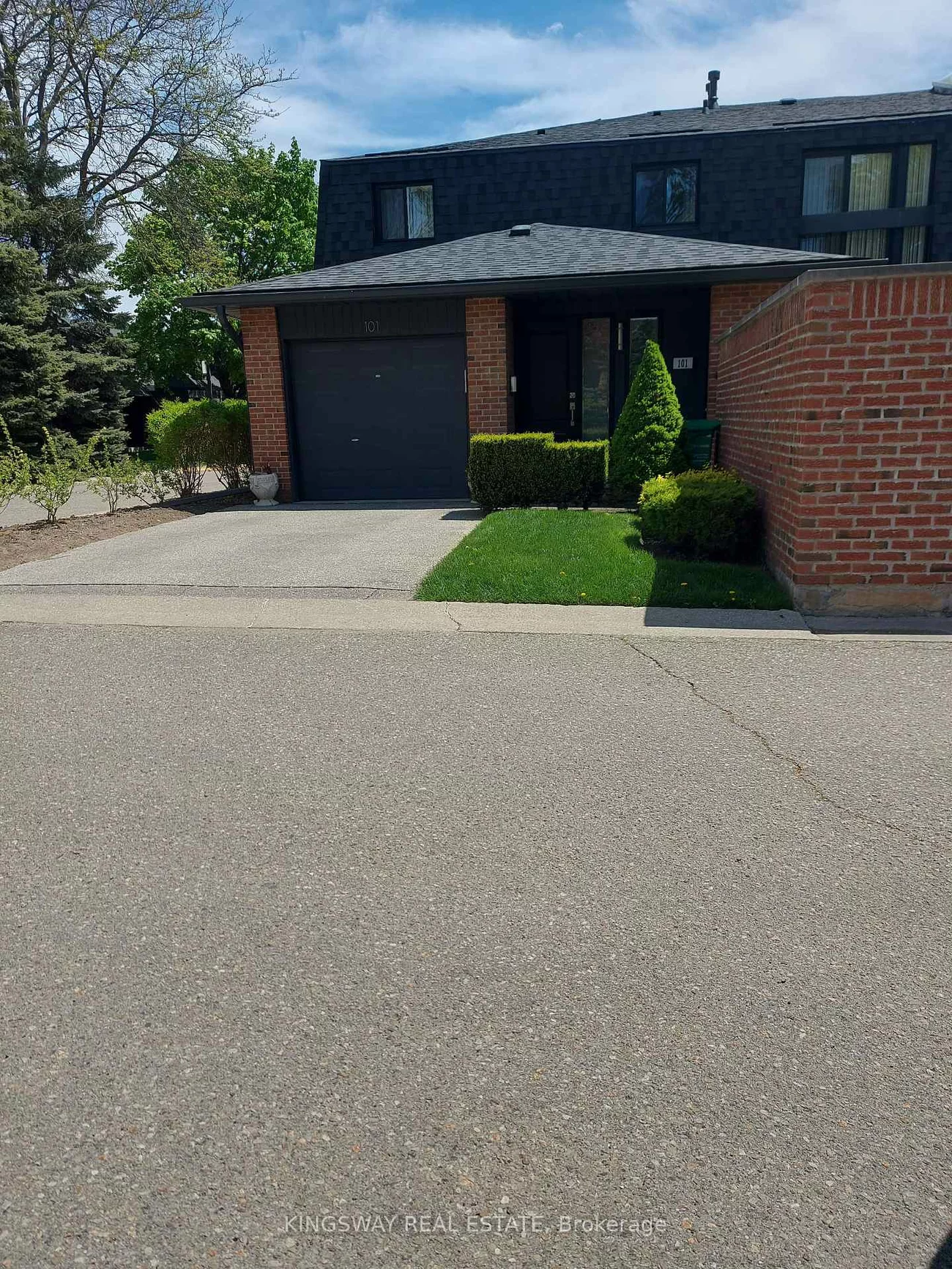 20, Mineola, Mineola, Mississauga