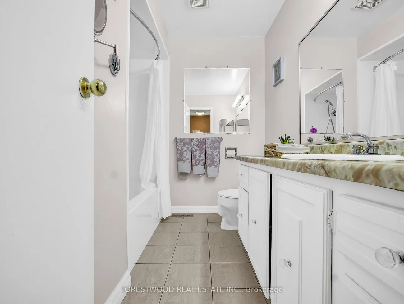 2120, Rathburn, Rathwood, Mississauga