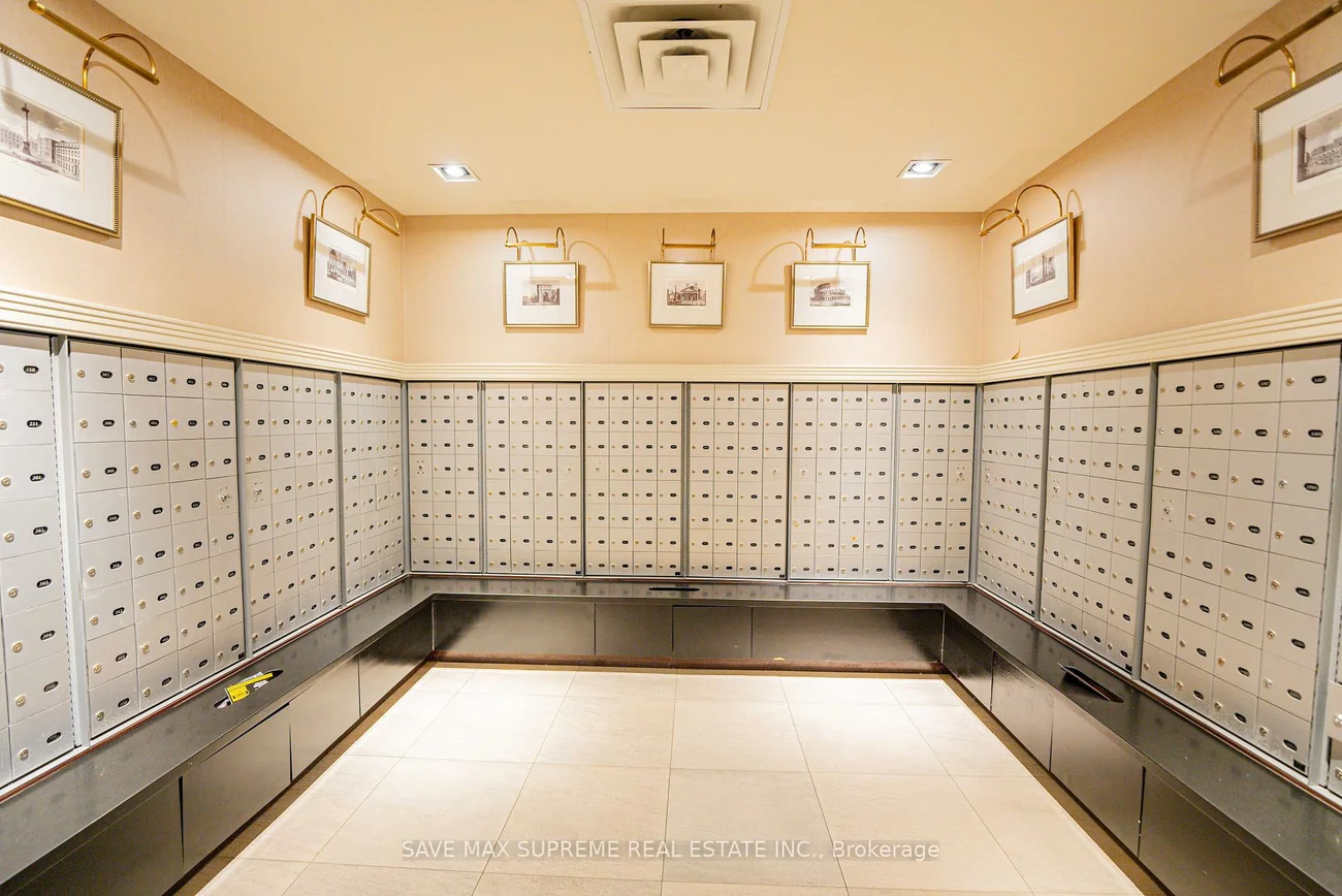 388, Prince Of Wales, City Centre, Mississauga