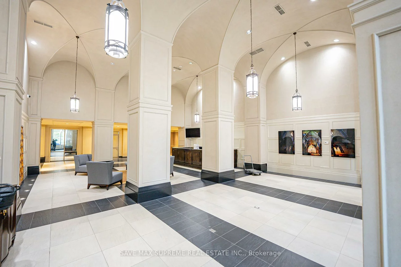 388, Prince Of Wales, City Centre, Mississauga