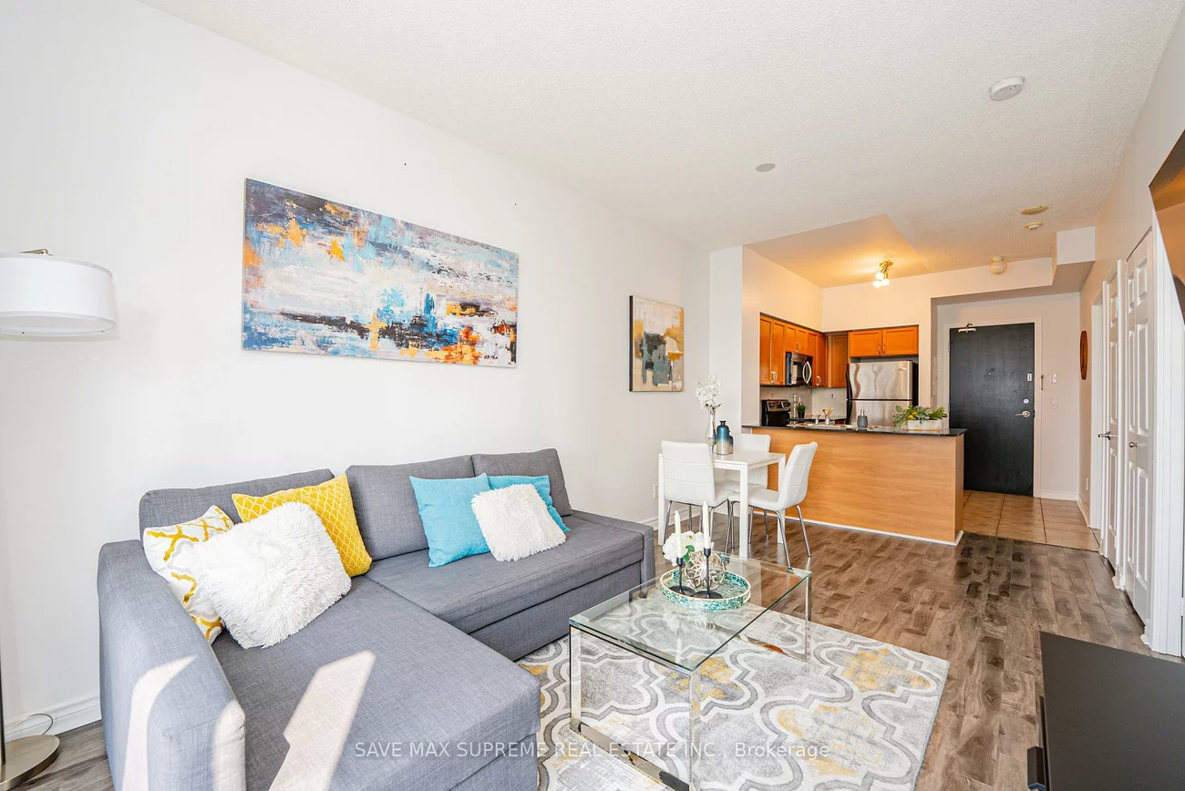 388, Prince Of Wales, City Centre, Mississauga