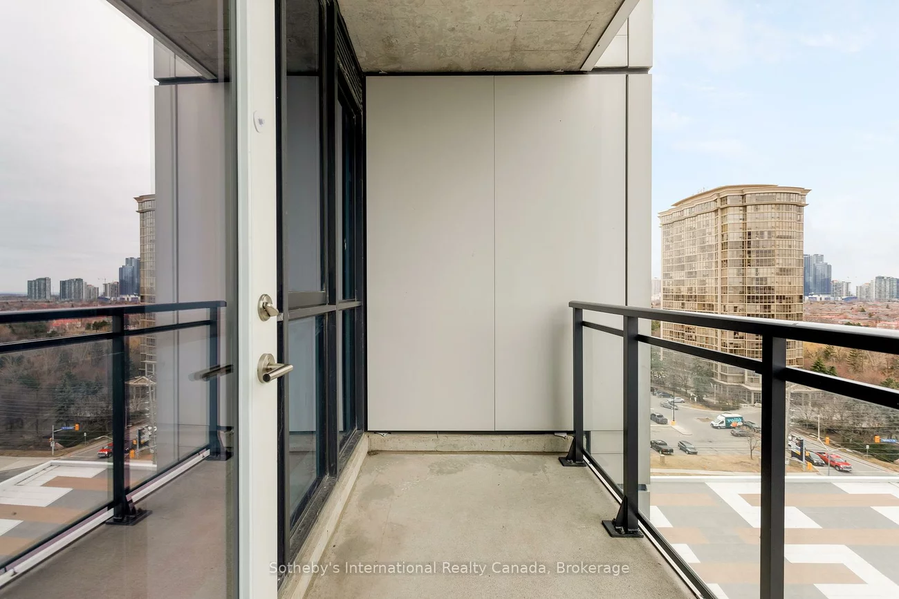 55, Eglinton, Hurontario, Mississauga