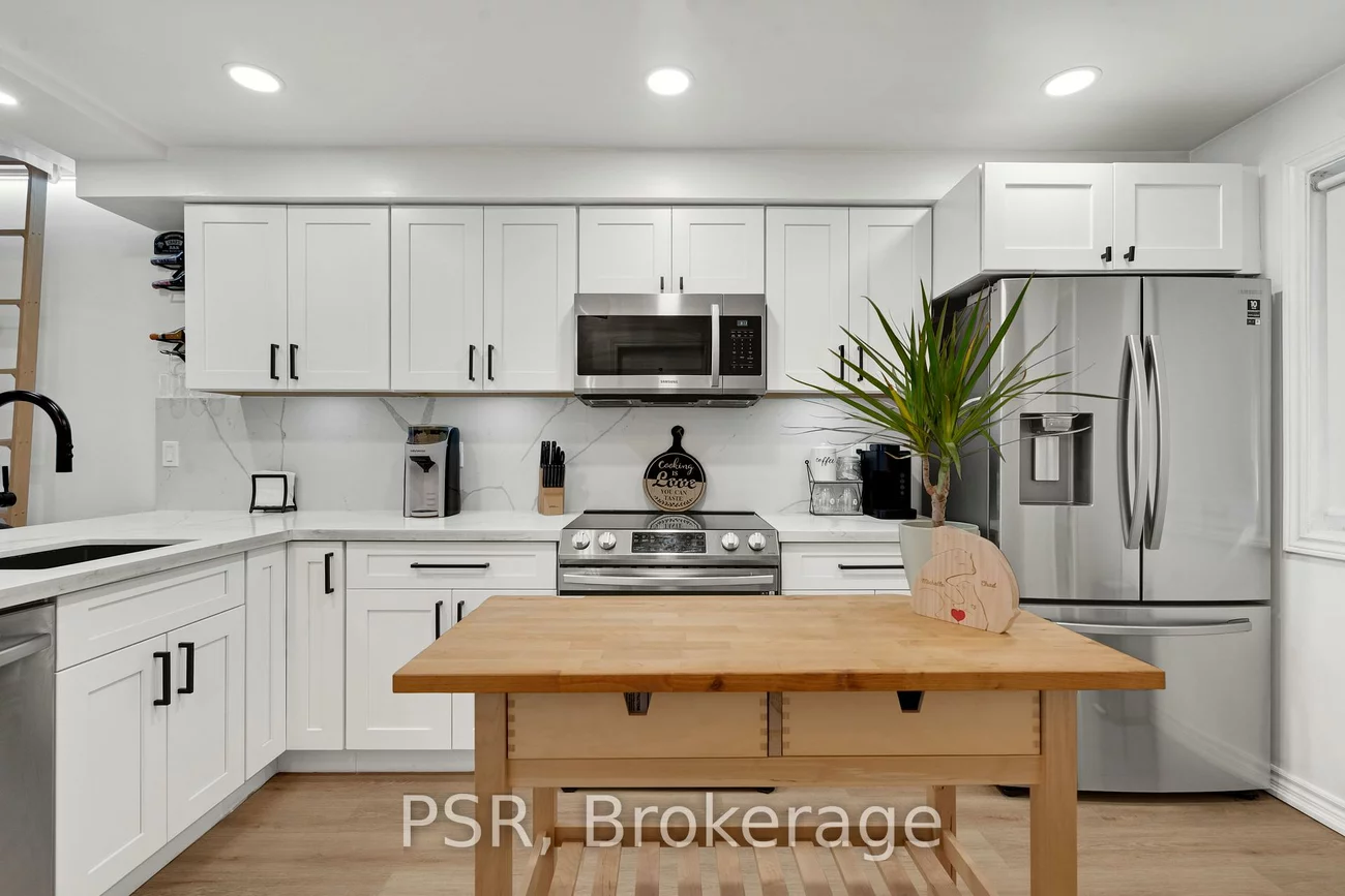 75, Bristol, Hurontario, Mississauga
