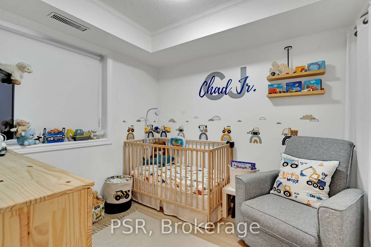75, Bristol, Hurontario, Mississauga