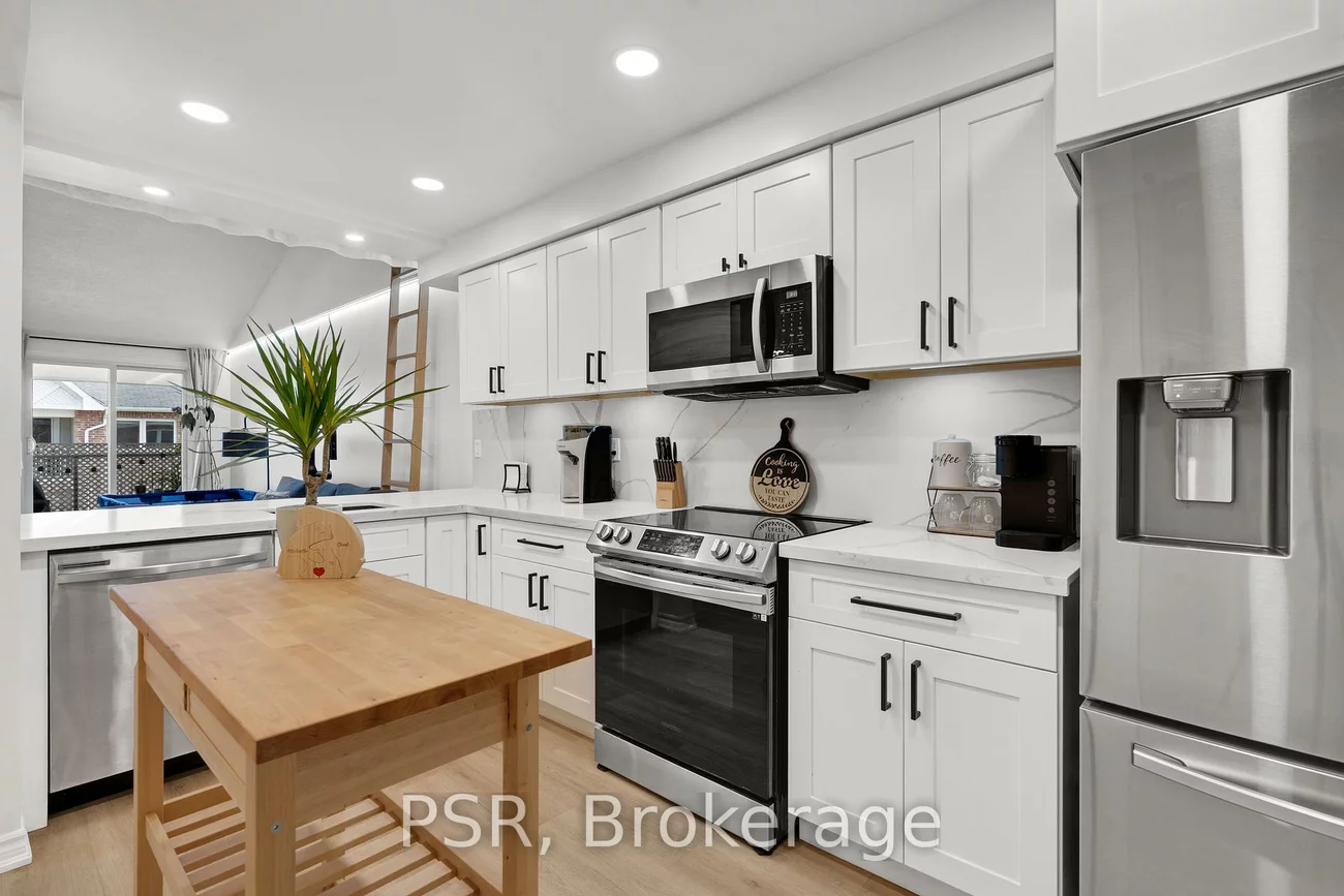 75, Bristol, Hurontario, Mississauga