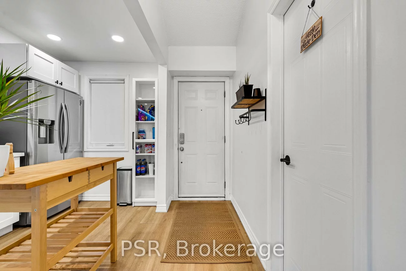 75, Bristol, Hurontario, Mississauga