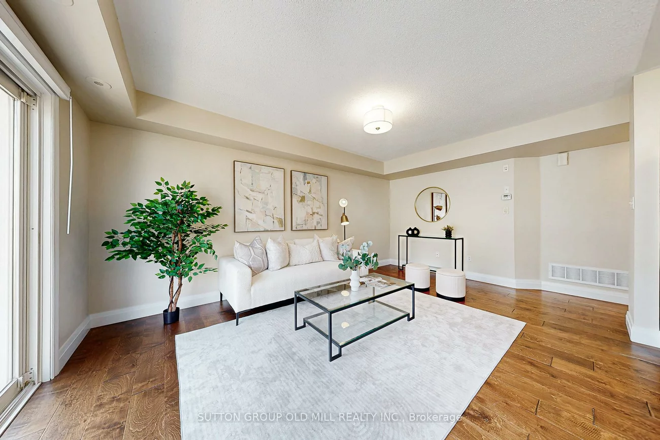 760, Neighbourhood, Cooksville, Mississauga