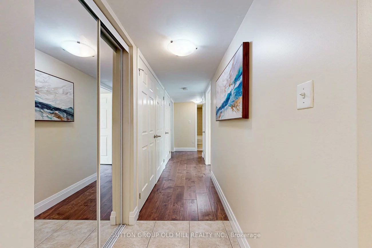 760, Neighbourhood, Cooksville, Mississauga