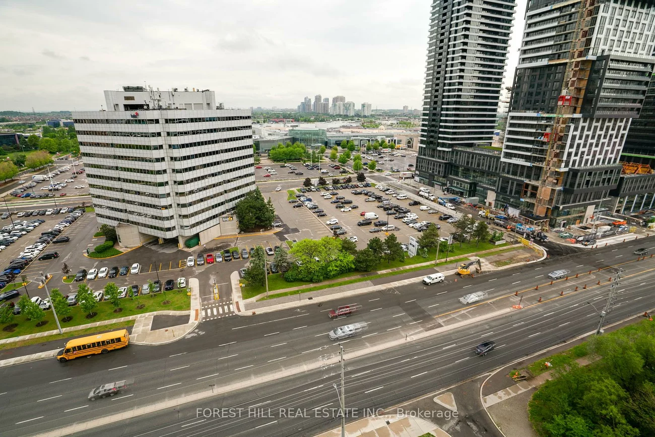220, Burnhamthorpe, City Centre, Mississauga