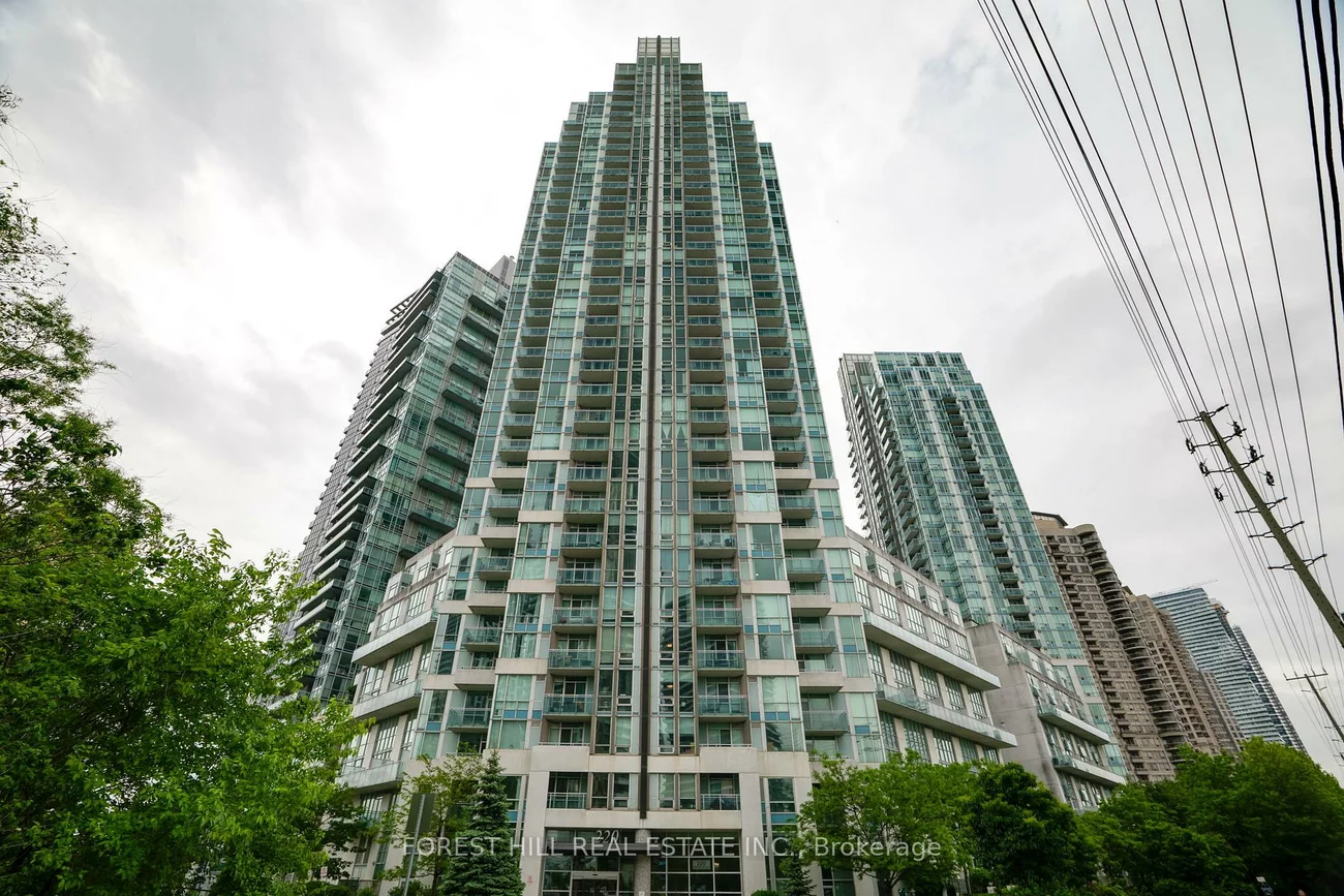 220, Burnhamthorpe, City Centre, Mississauga