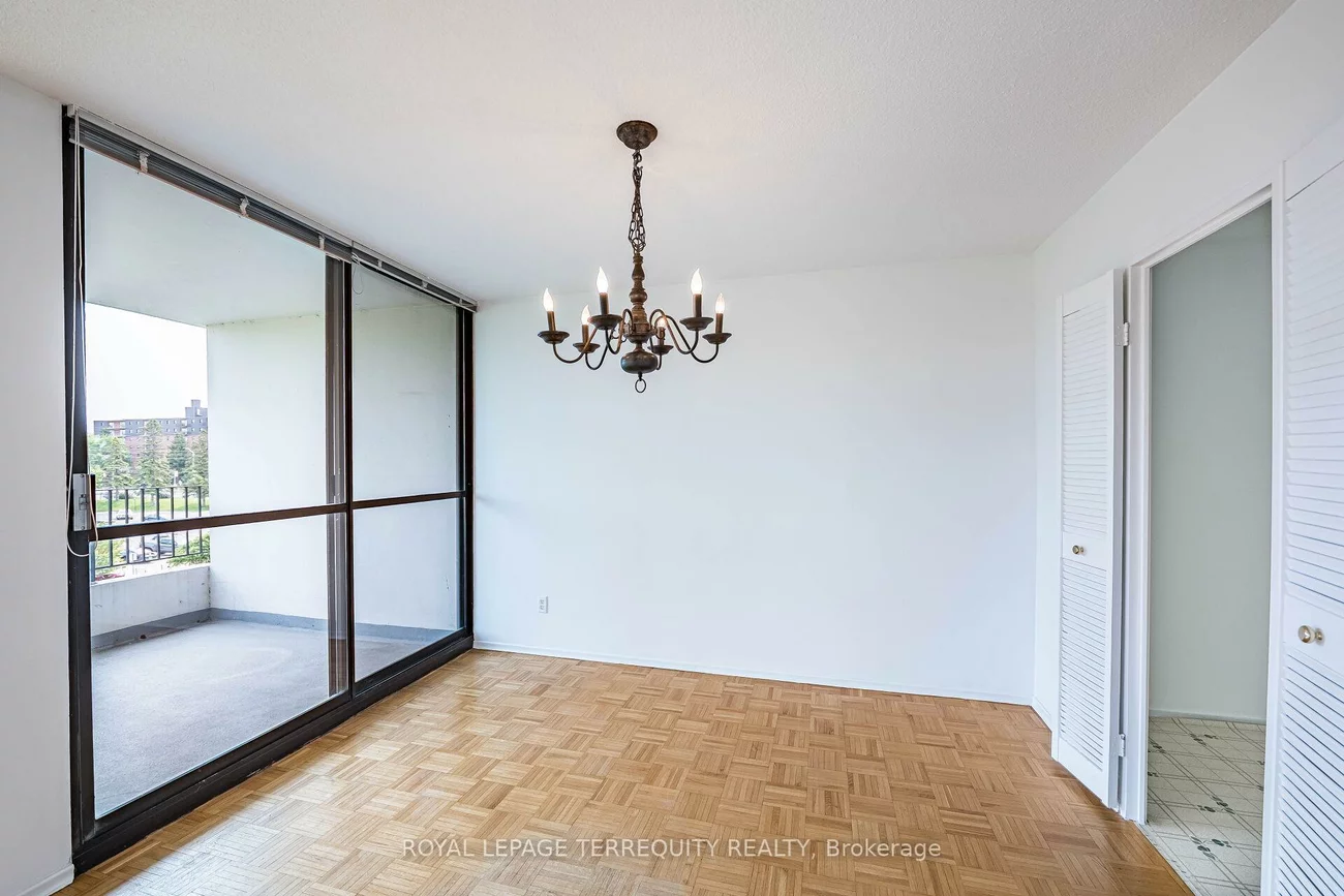 1333, Bloor, Applewood, Mississauga