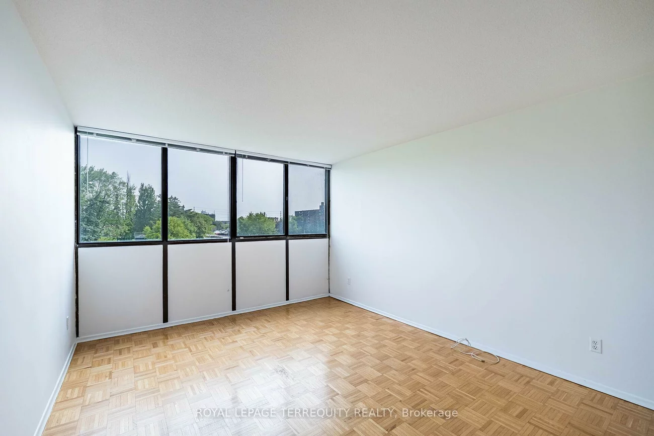 1333, Bloor, Applewood, Mississauga