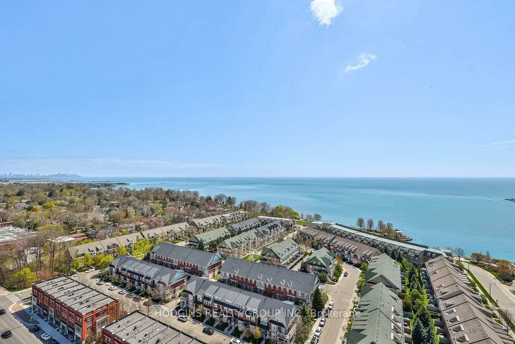 1, Hurontario, Port Credit, Mississauga