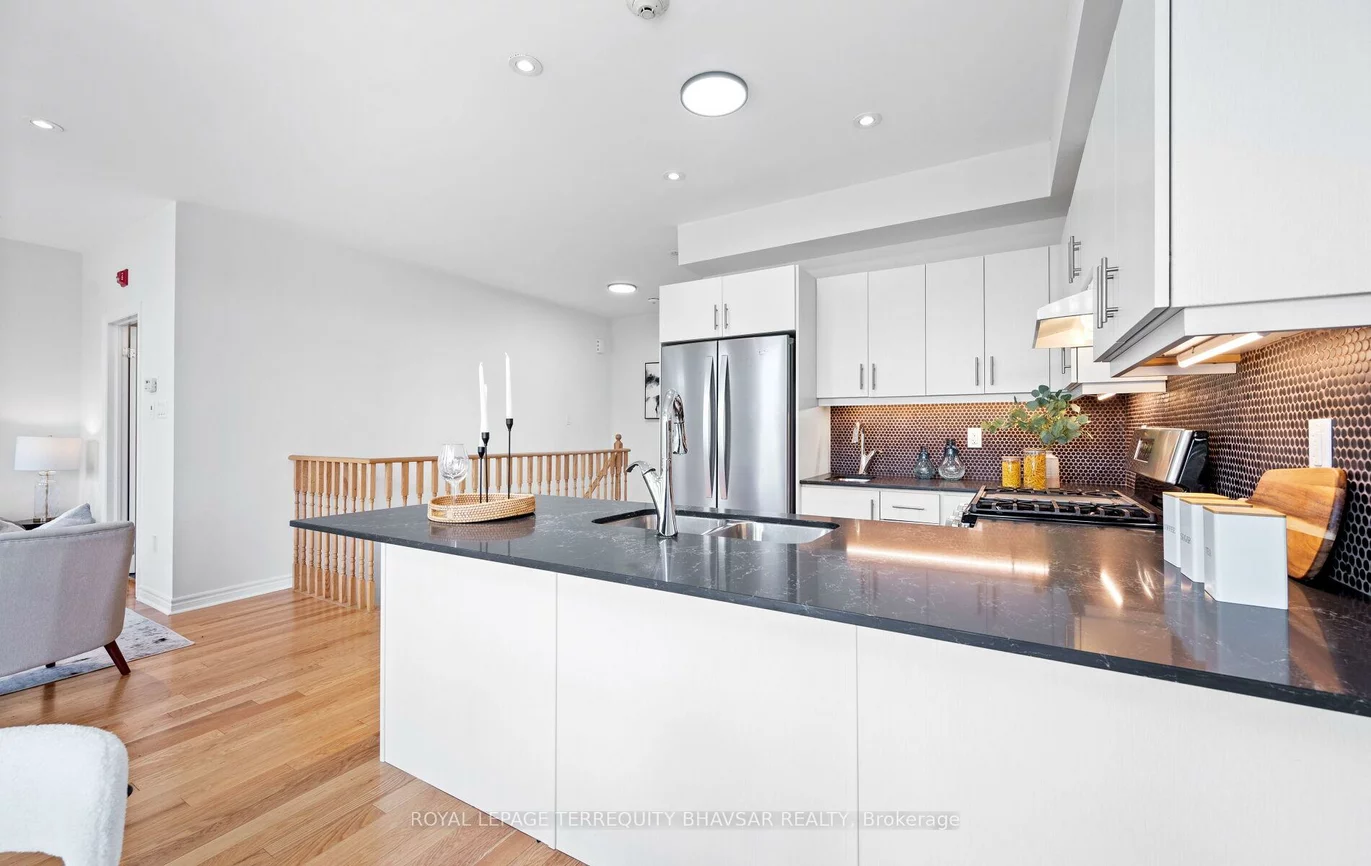 89, Armdale, Hurontario, Mississauga