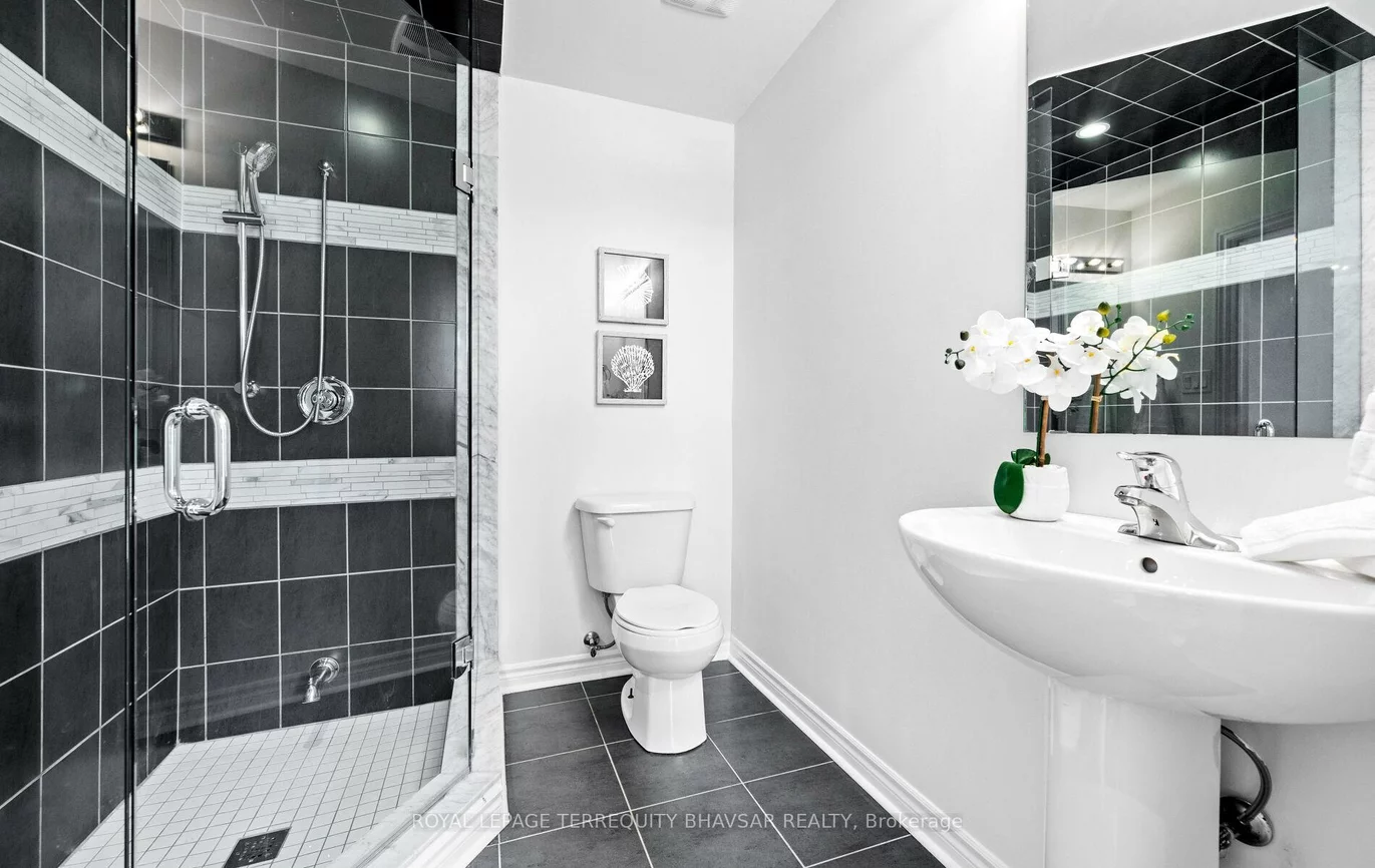 89, Armdale, Hurontario, Mississauga