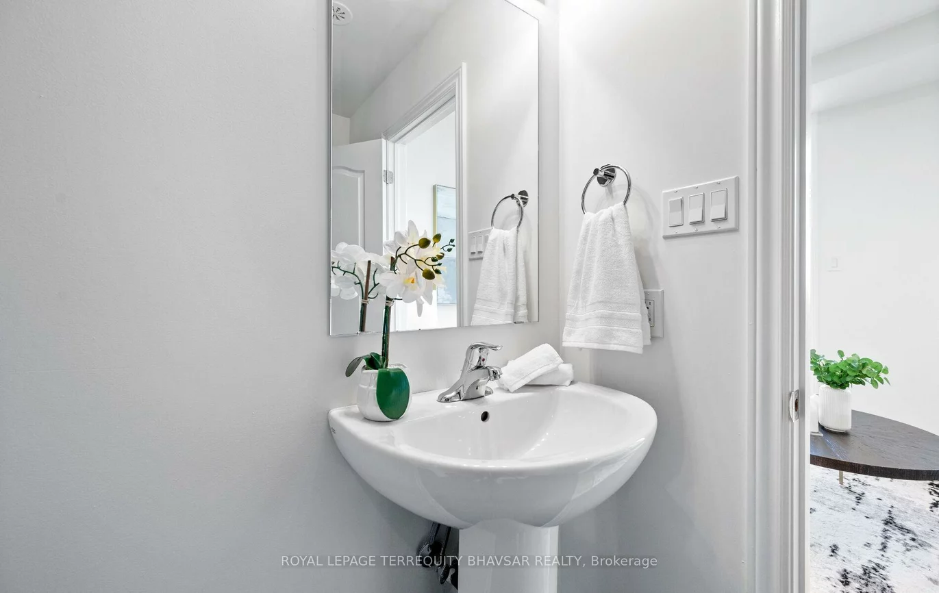 89, Armdale, Hurontario, Mississauga