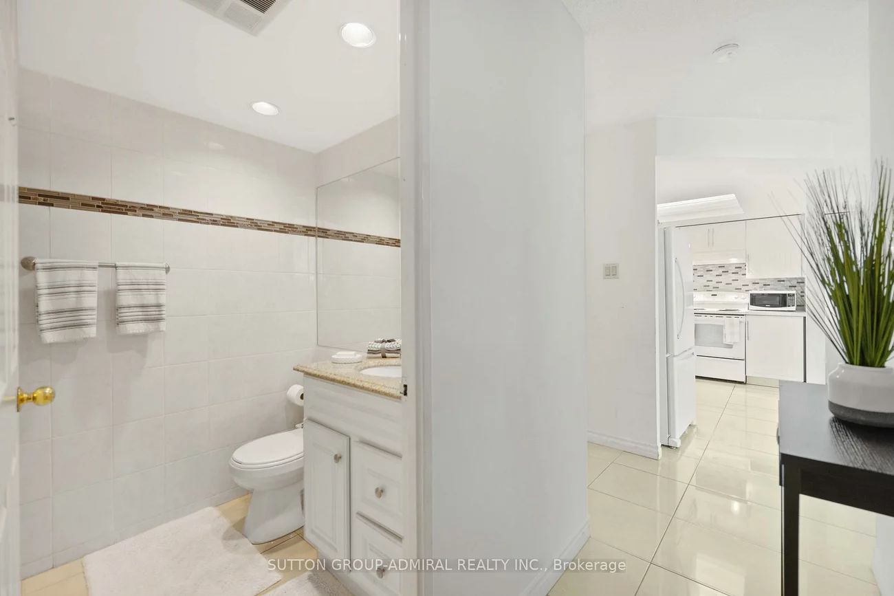 4460, Tucana, Hurontario, Mississauga