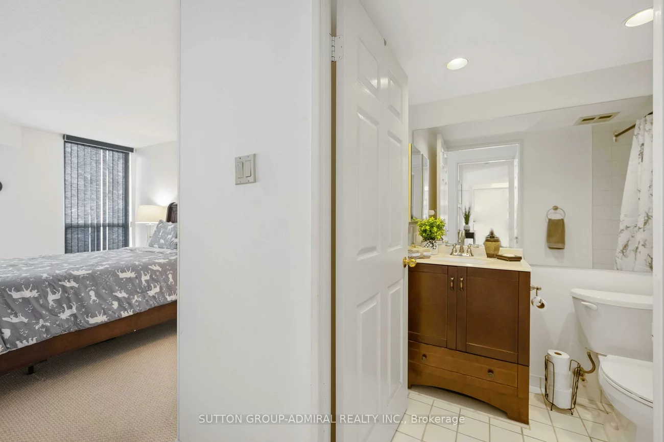 4460, Tucana, Hurontario, Mississauga
