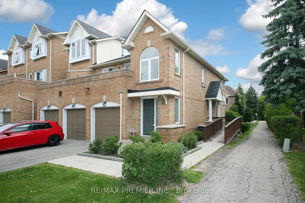 45, Bristol, Hurontario, Mississauga