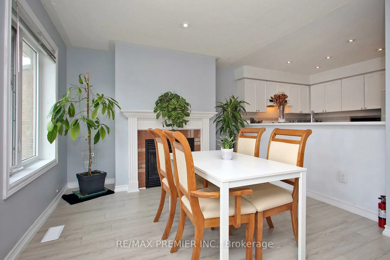 45, Bristol, Hurontario, Mississauga