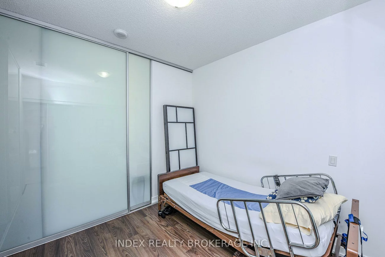 2560, Eglinton, Central Erin Mills, Mississauga