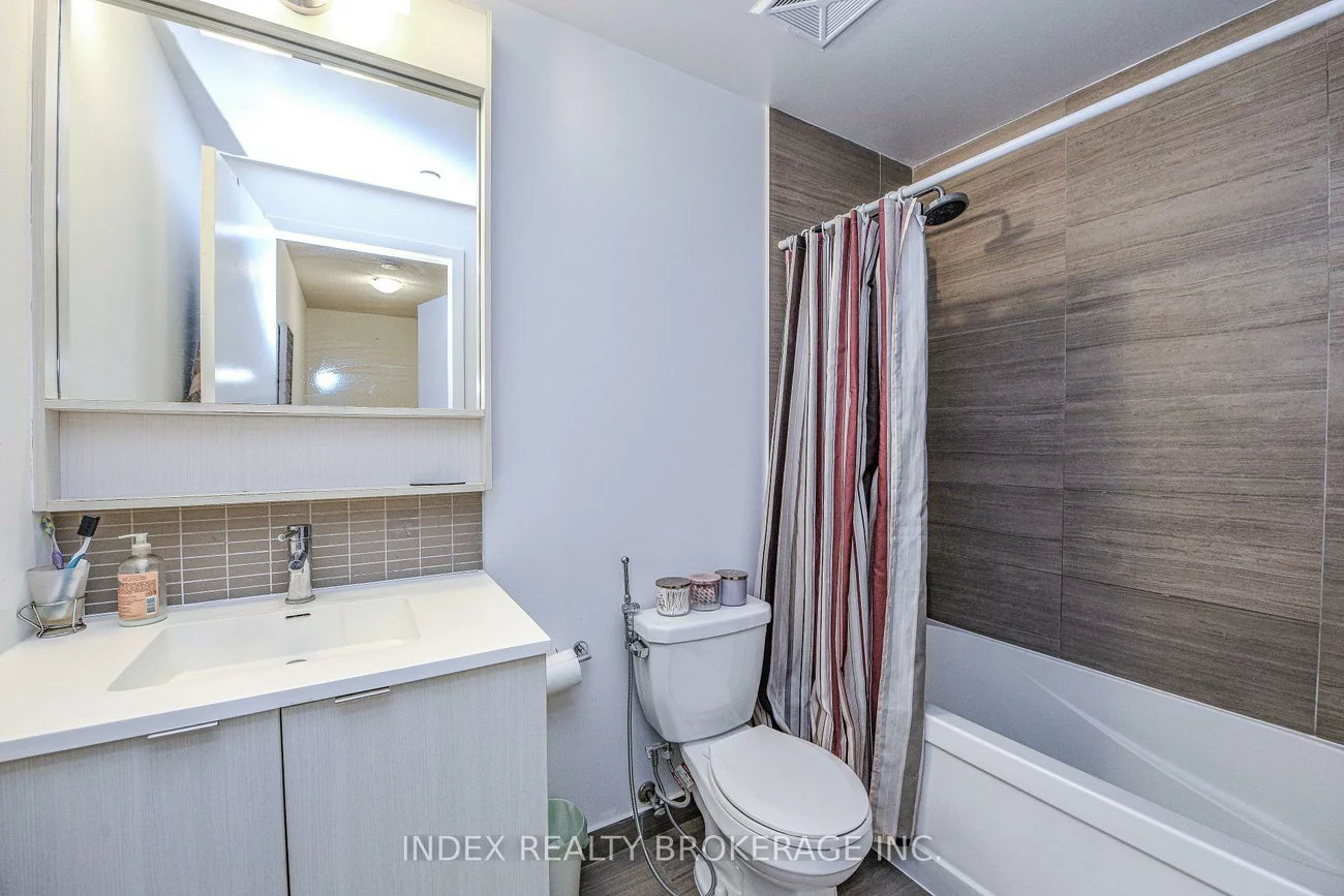 2560, Eglinton, Central Erin Mills, Mississauga