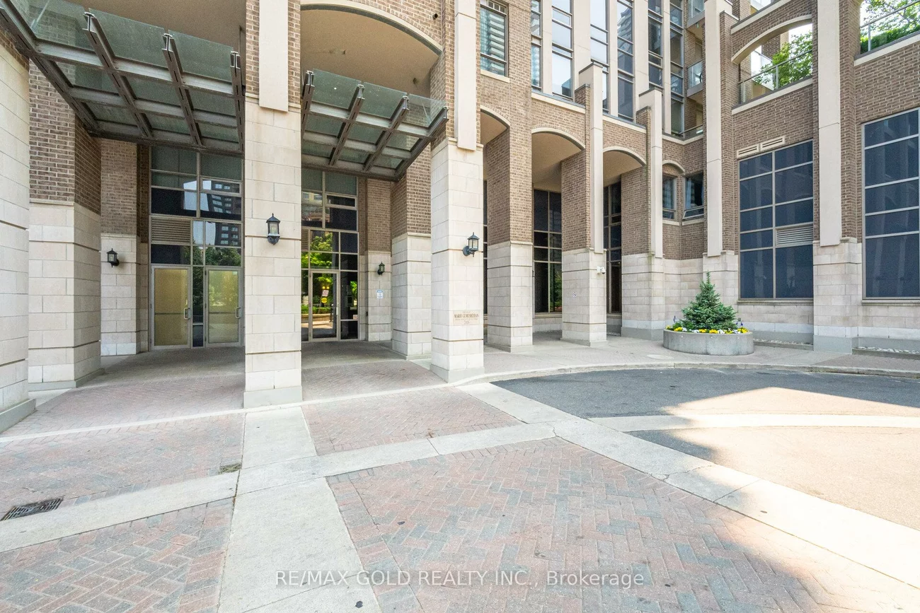 388, Prince Of Wales, City Centre, Mississauga