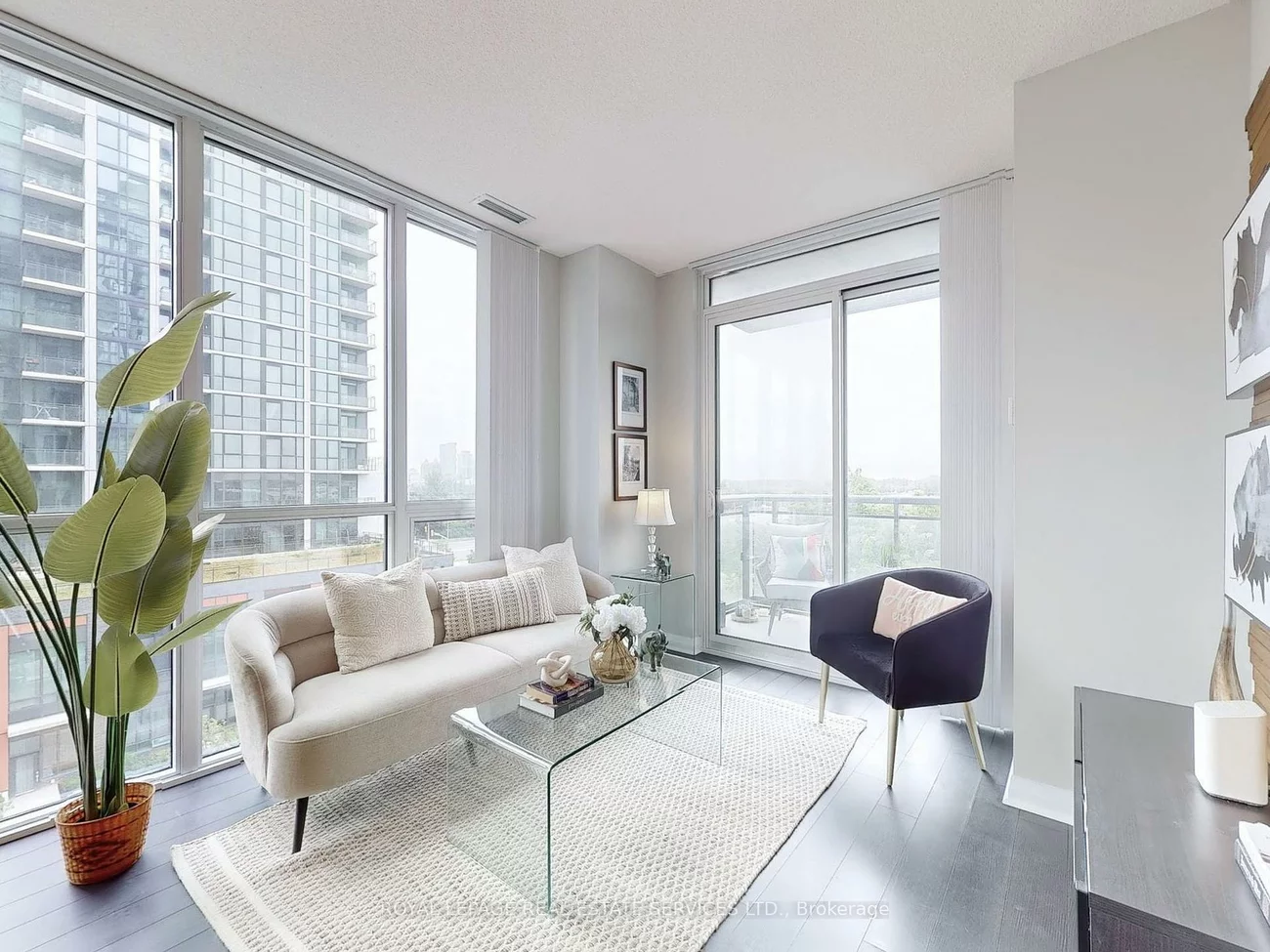 5025, Four Springs, Hurontario, Mississauga