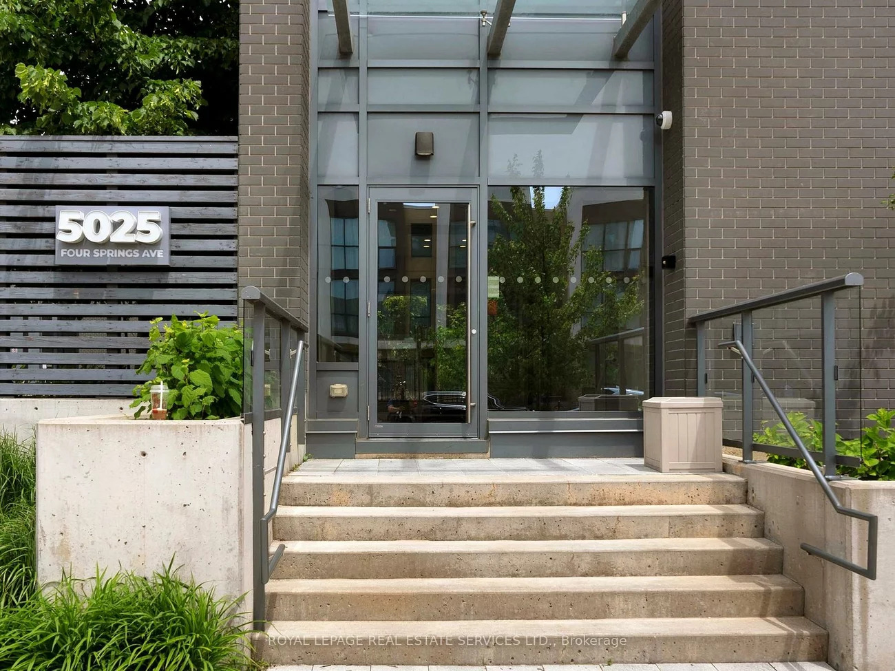 5025, Four Springs, Hurontario, Mississauga