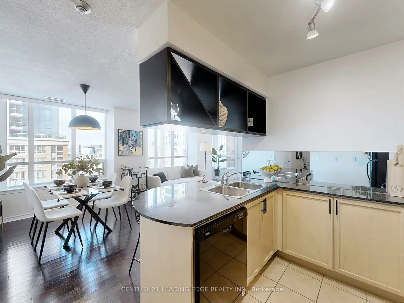 4080, Living Arts, City Centre, Mississauga
