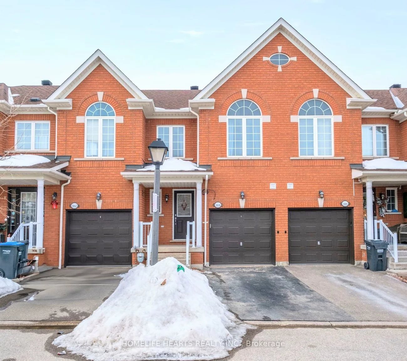525, Novo Star, Meadowvale Village, Mississauga