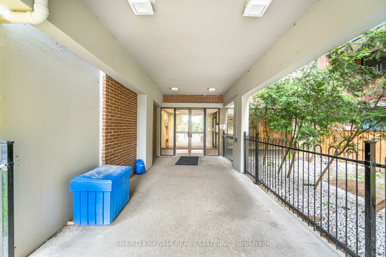2121, Roche, Sheridan, Mississauga