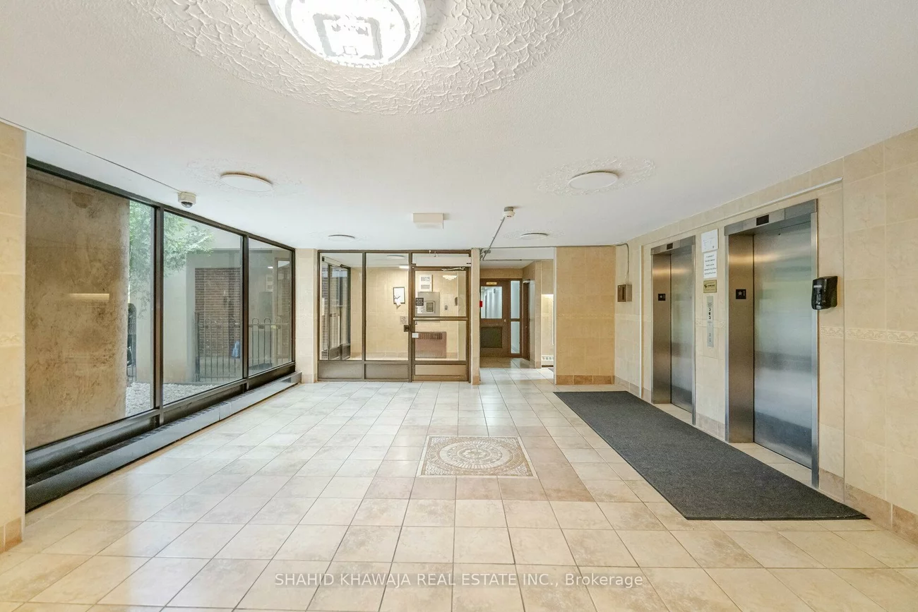 2121, Roche, Sheridan, Mississauga
