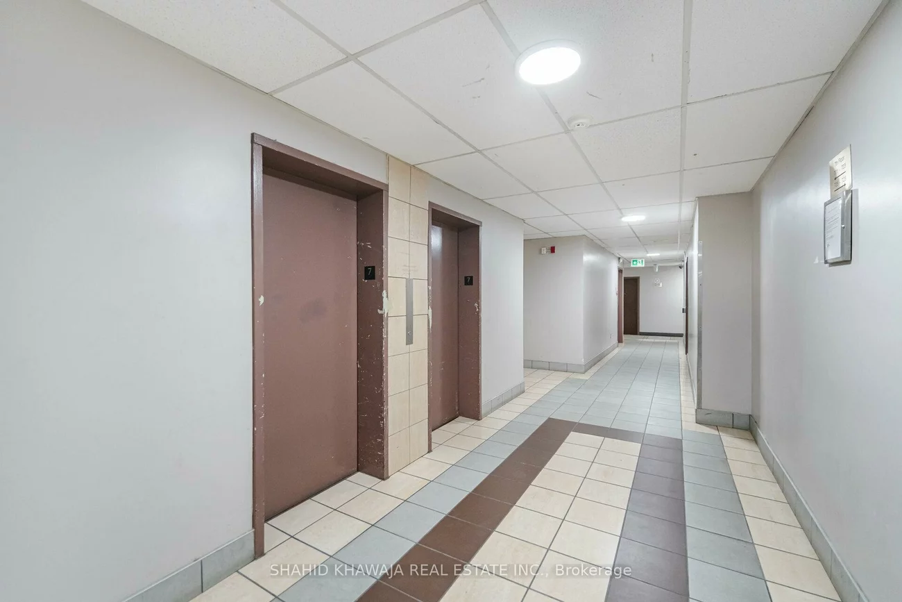 2121, Roche, Sheridan, Mississauga