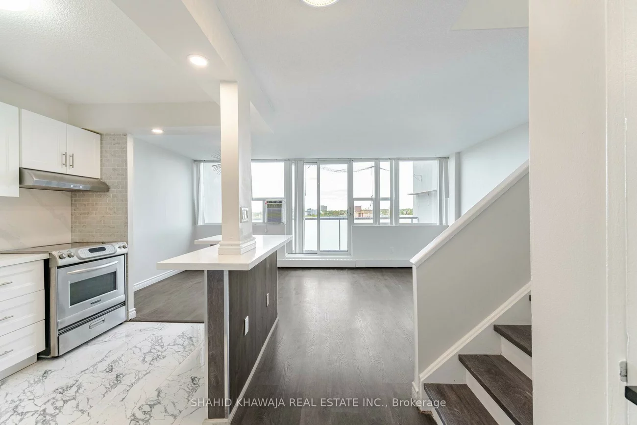 2121, Roche, Sheridan, Mississauga