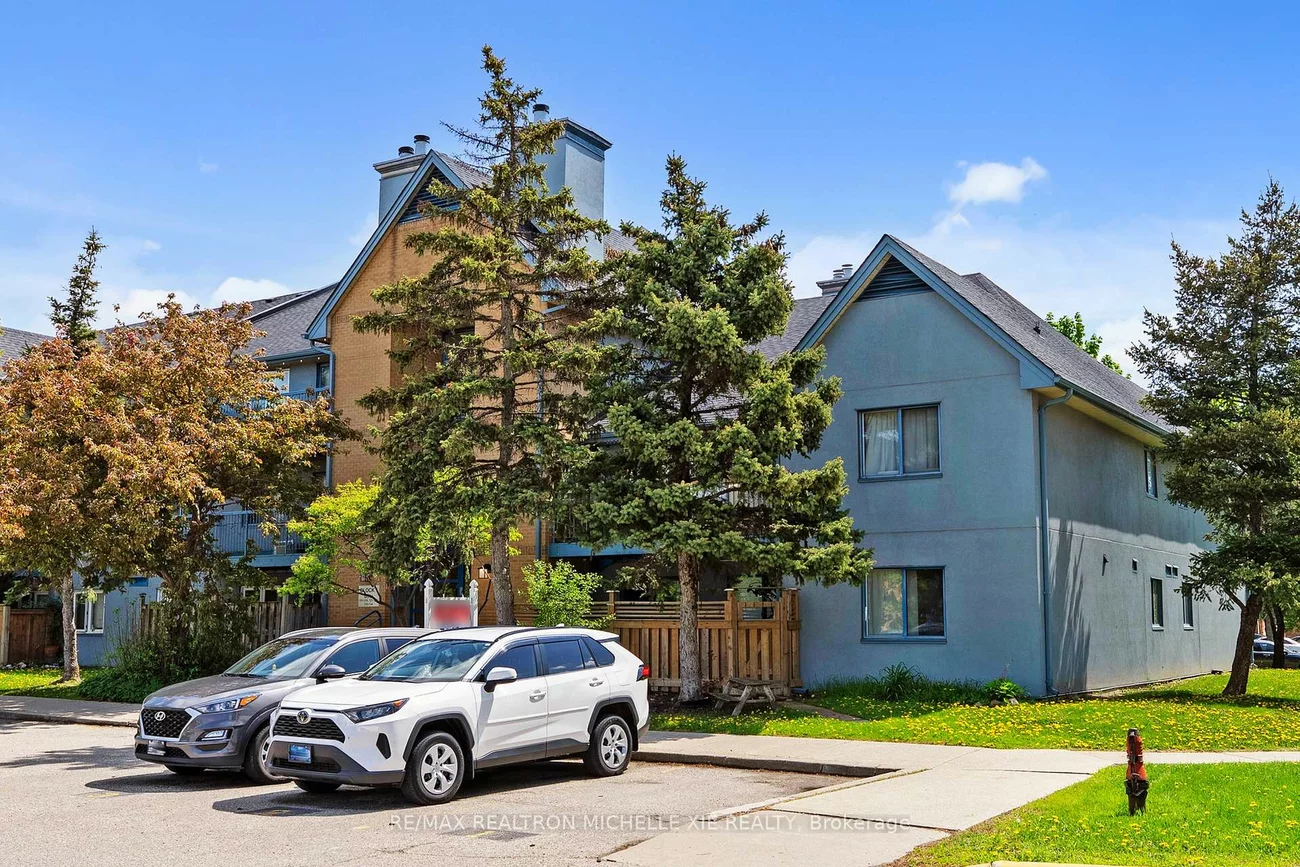 65, Trailwood, Hurontario, Mississauga