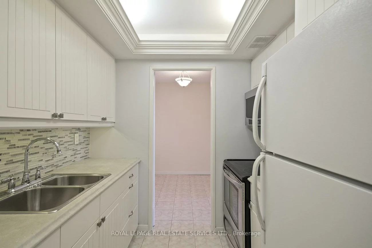 1535, Lakeshore, Lakeview, Mississauga