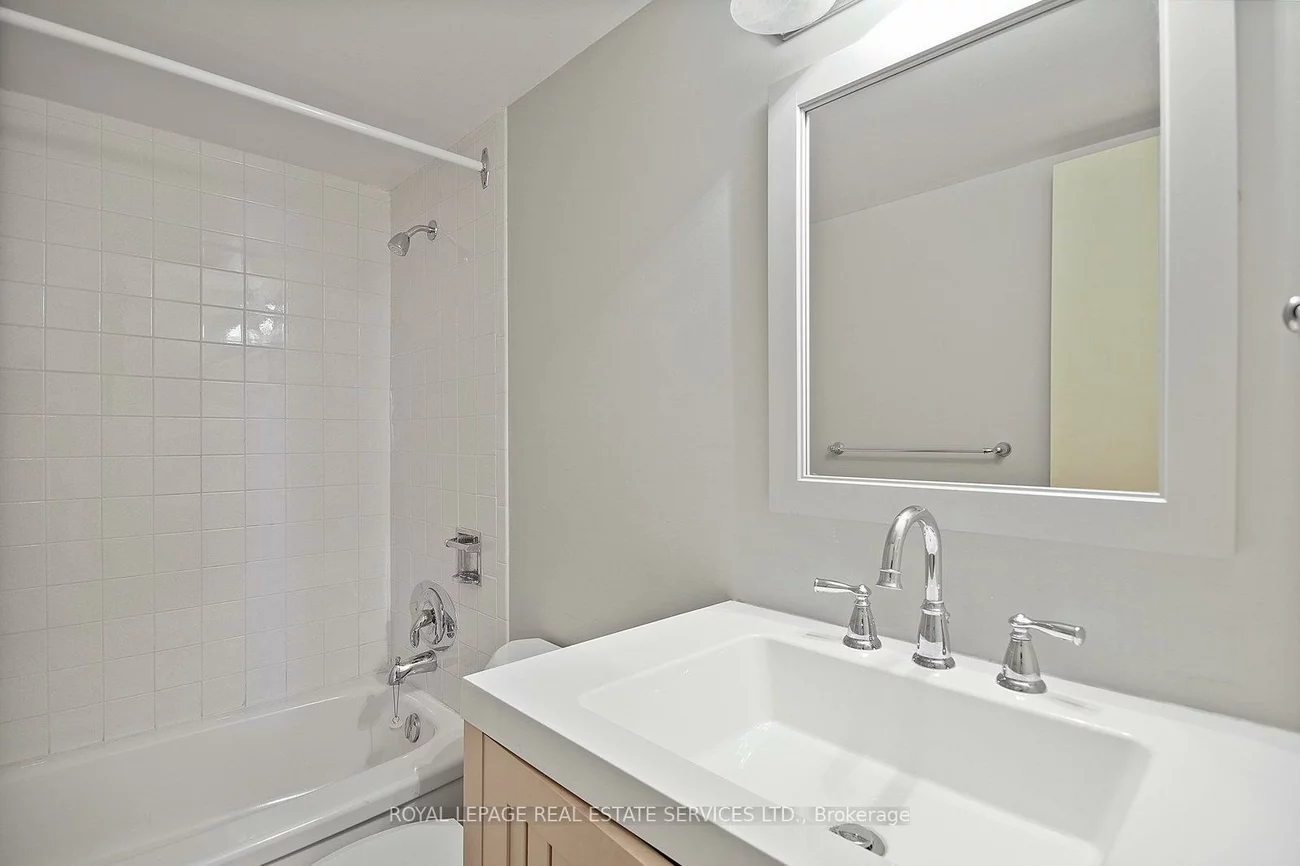 1535, Lakeshore, Lakeview, Mississauga
