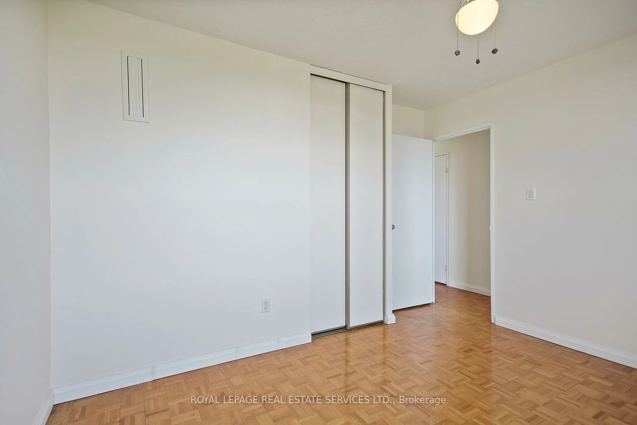 1535, Lakeshore, Lakeview, Mississauga