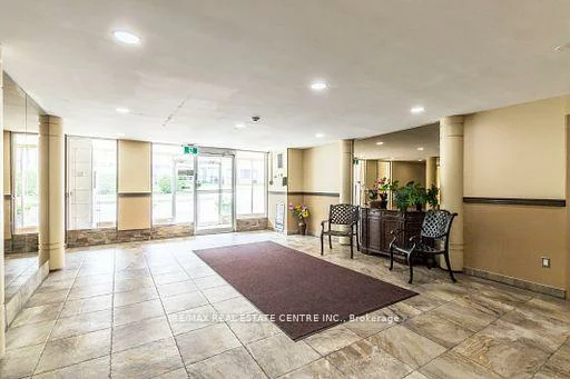 2095, Roche, Sheridan, Mississauga