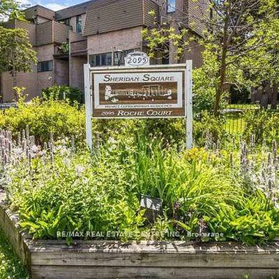 2095, Roche, Sheridan, Mississauga