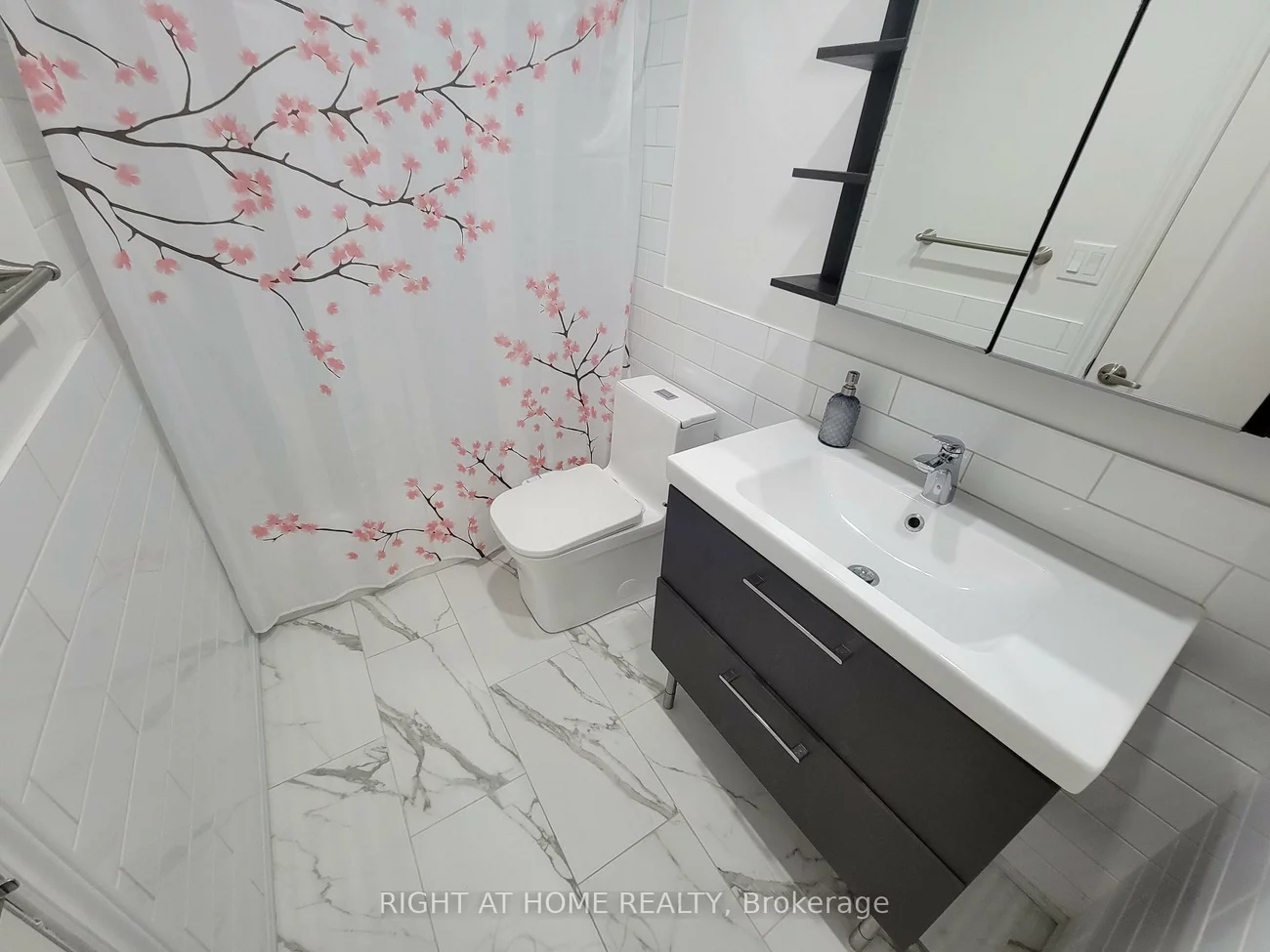 625, Shoreline, Cooksville, Mississauga