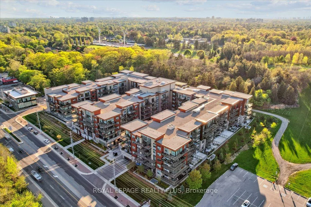 1575, Lakeshore, Clarkson, Mississauga
