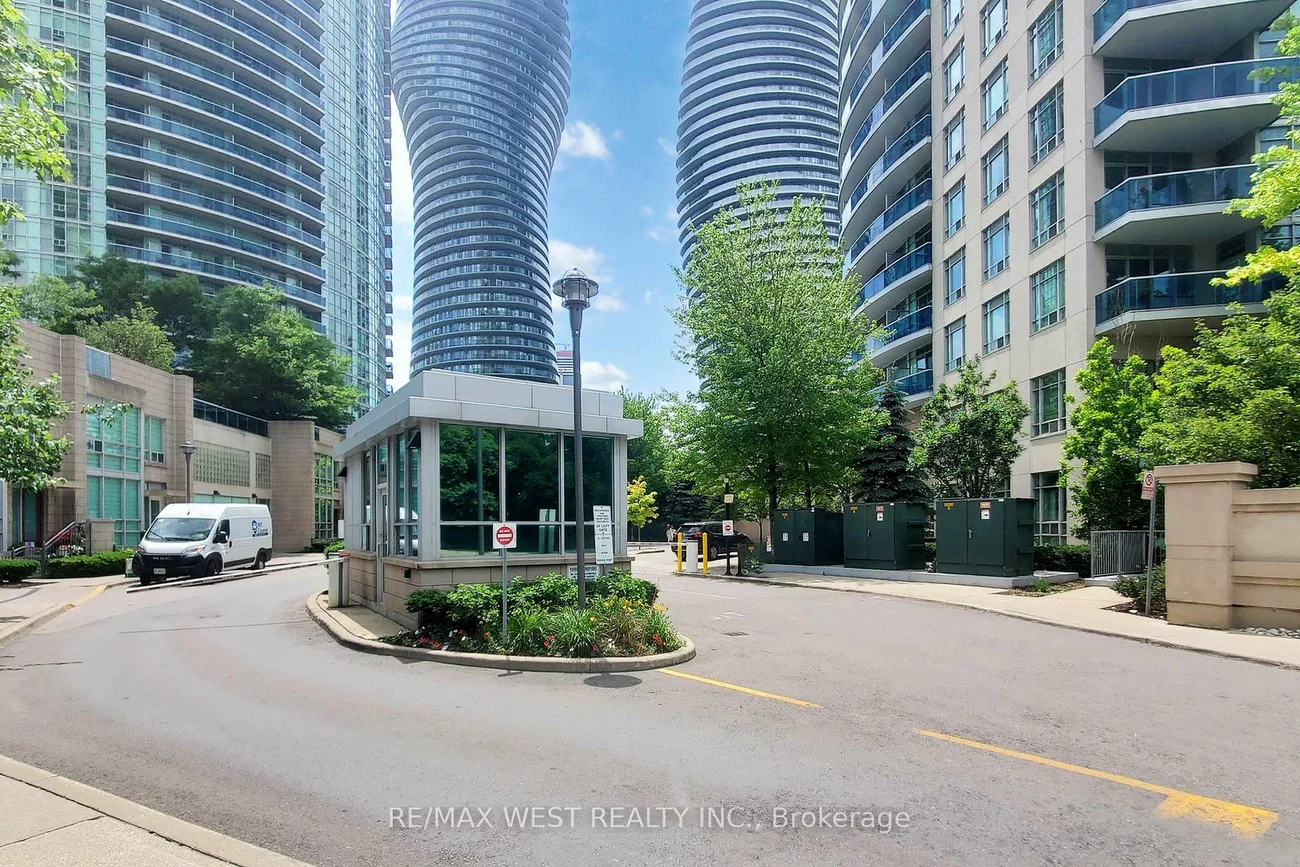 80, Absolute, City Centre, Mississauga